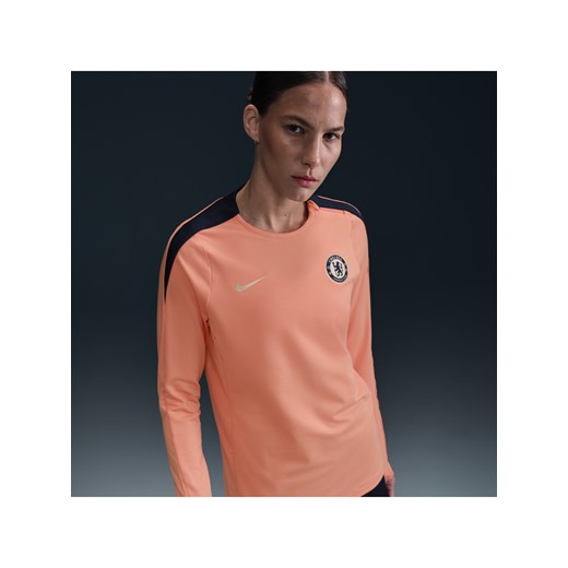 Damska dzianinowa koszulka z półokrągłym dekoltem Nike Dri-FIT Chelsea F.C. Strike Special Edition - Pomarańczowy ze sklepu Nike poland w kategorii Bluzki damskie - zdjęcie 178608856