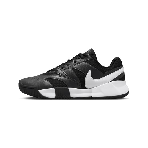 Damskie buty do tenisa na korty ziemne NikeCourt Lite 4 - Czerń ze sklepu Nike poland w kategorii Buty sportowe damskie - zdjęcie 178609445