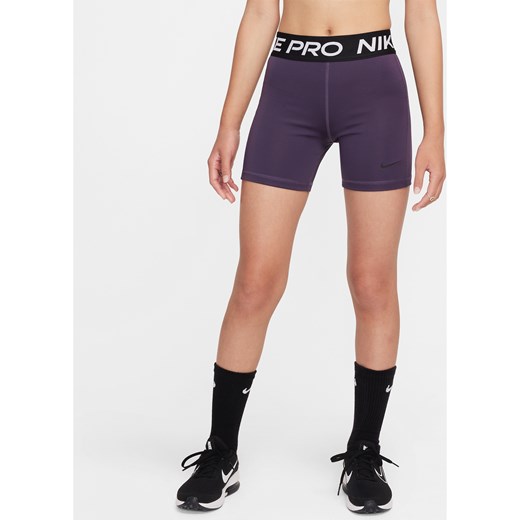 Spodenki dla dziewcząt Dri-FIT Nike Pro Leak Protection: Period - Fiolet ze sklepu Nike poland w kategorii Szorty - zdjęcie 178609658