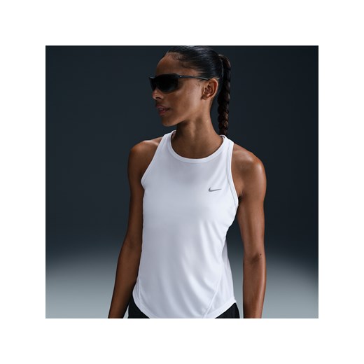 Damska koszulka bez rękawów do biegania Dri-FIT Nike Tempo - Biel ze sklepu Nike poland w kategorii Bluzki damskie - zdjęcie 178609717