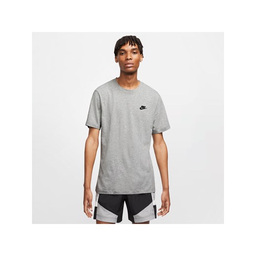 T-shirt męski Nike Sportswear Club - Szary ze sklepu Nike poland w kategorii T-shirty męskie - zdjęcie 178610365