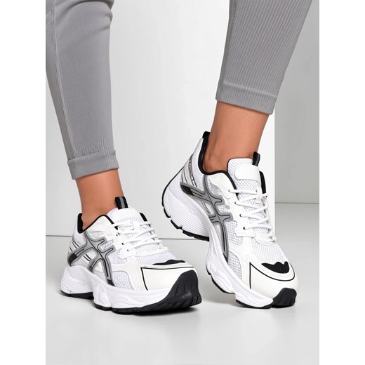 Buty sportowe damskie białe Royalfashion.pl sneakersy sznurowane na płaskiej podeszwie