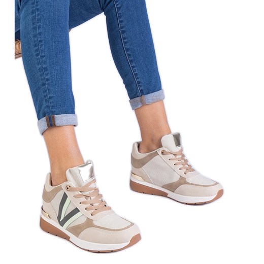 Beżowe sneakersy damskie na ukrytym koturnie beżowy ze sklepu ButyModne.pl w kategorii Buty sportowe damskie - zdjęcie 178616707
