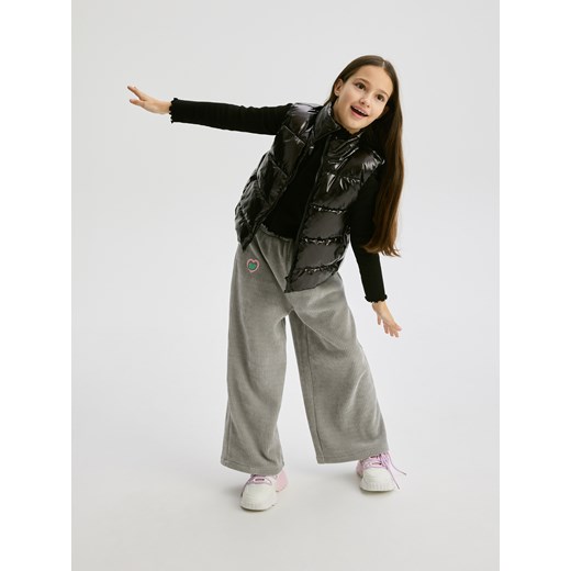 Reserved - Kamizelka z metalicznym efektem - czarny Reserved 134/140 (8-9 lat) Reserved