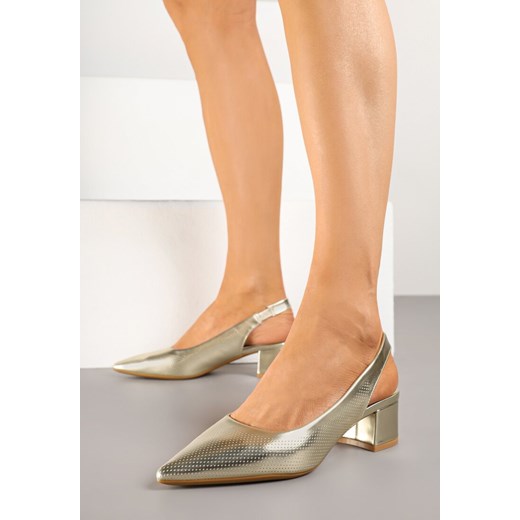 Złote Sandały Slingback Vices na Słupku Zdobione Perforacją Telanisia ze sklepu born2be.pl w kategorii Czółenka - zdjęcie 178618608