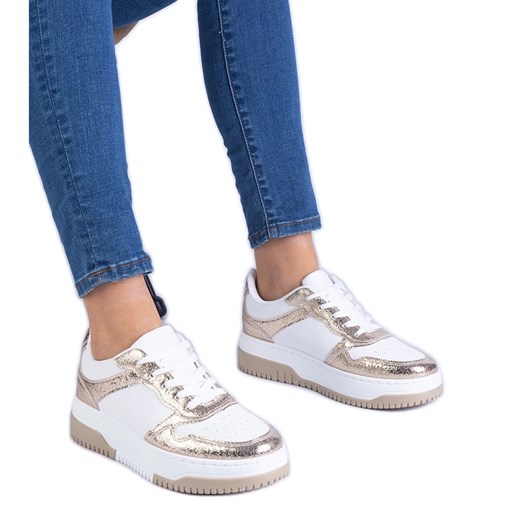 Złote sneakersy na grubej podeszwie złoty ze sklepu ButyModne.pl w kategorii Buty sportowe damskie - zdjęcie 178630178