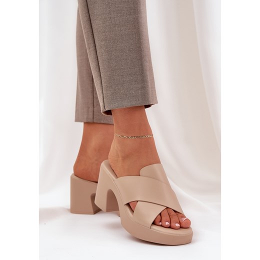 Klapki damskie skórzane letnie eleganckie