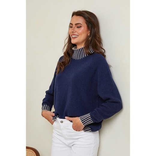 So Cachemire Sweter &quot;Csepreg&quot; w kolorze granatowym So Cachemire S Limango Polska promocja