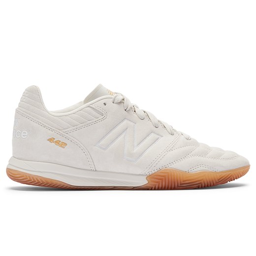 Halówki męskie New Balance 442 V2 PRO IN MS41LWT2 – beżowe ze sklepu New Balance Poland w kategorii Buty sportowe męskie - zdjęcie 178640587