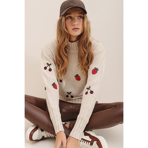 Trend Alaçatı Stili Sweter w kolorze beżowym Trend Alaçatı Stili onesize promocyjna cena Limango Polska