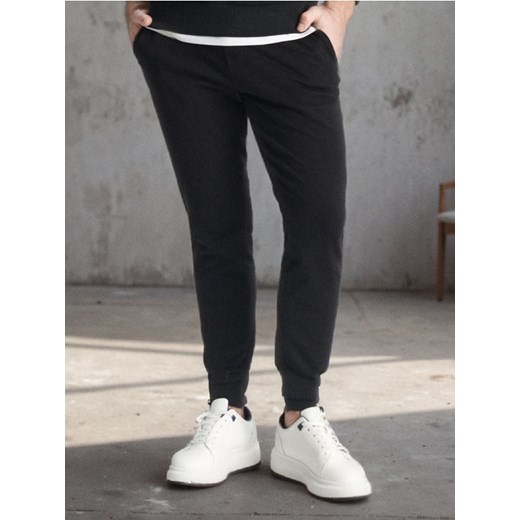 Sinsay - Spodnie dresowe slim jogger - czarny ze sklepu Sinsay w kategorii Spodnie męskie - zdjęcie 178654358
