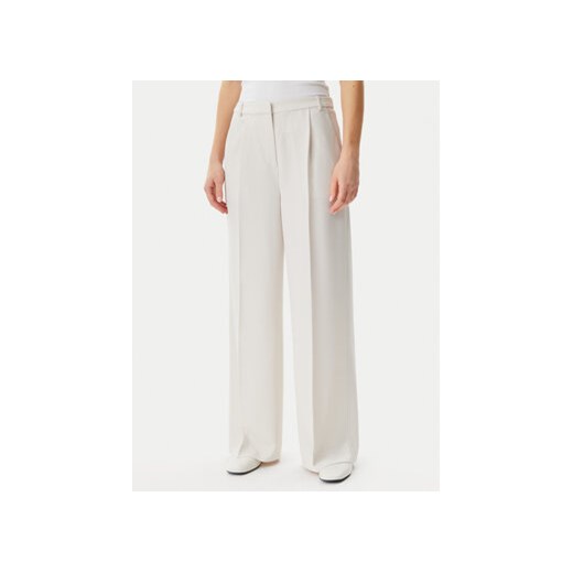 Calvin Klein Spodnie materiałowe Travel Twill K20K208214 Szary Wide Leg ze sklepu MODIVO w kategorii Spodnie damskie - zdjęcie 178671329