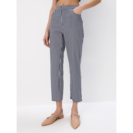 Spodnie damskie Mohito w kratkę 