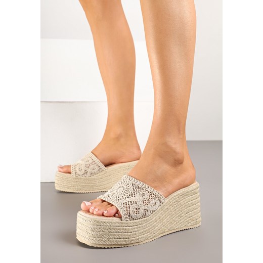 Beżowe Klapki na Plecionym Koturnie w Stylu Boho Sonadora ze sklepu born2be.pl w kategorii Espadryle damskie - zdjęcie 178696727