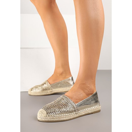 Złote Espadryle Ozdobione Plecioną Cholewką i Sznurkiem Andisla ze sklepu born2be.pl w kategorii Espadryle damskie - zdjęcie 178706089