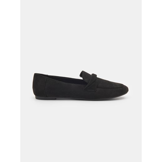 Sinsay - Loafersy z imitacji zamszu - czarny Sinsay 39 Sinsay