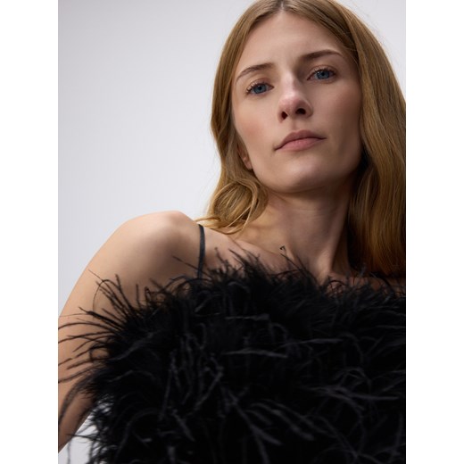 Reserved - Krótki top z piórami - czarny ze sklepu Reserved w kategorii Bluzki damskie - zdjęcie 178722208