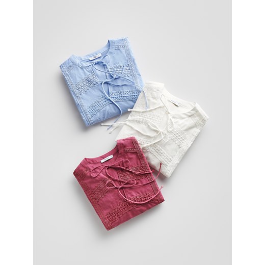 Reserved - Bawełniana bluzka z ozdobnym haftem - jasnofioletowy Reserved M Reserved