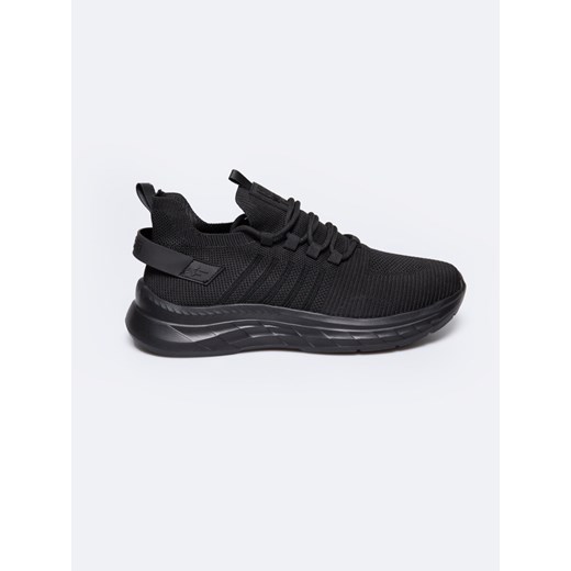 Sneakersy męskie czarne RR174267 906 ze sklepu Big Star w kategorii Buty sportowe męskie - zdjęcie 178730426