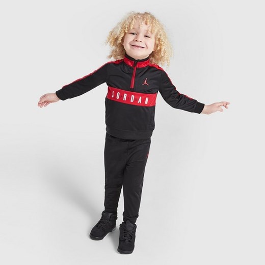 JORDAN KOMPLET POLY 1/4 ZIP ST BLK/RED B ze sklepu JD Sports  w kategorii Komplety niemowlęce - zdjęcie 178734597