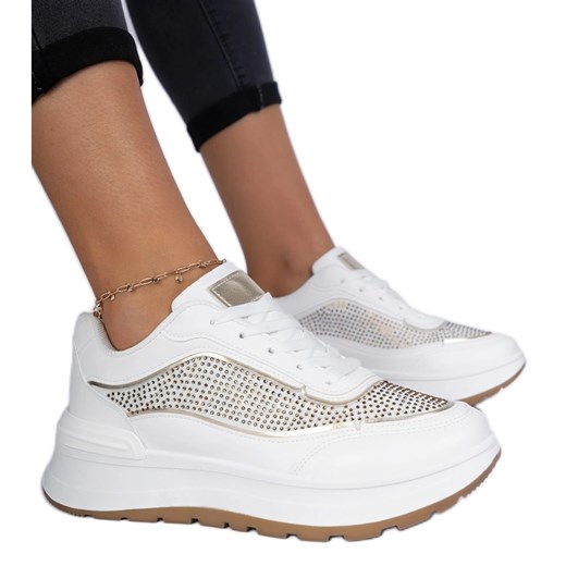 Białe damskie sneakersy z cyrkoniami ze sklepu ButyModne.pl w kategorii Buty sportowe damskie - zdjęcie 178735588