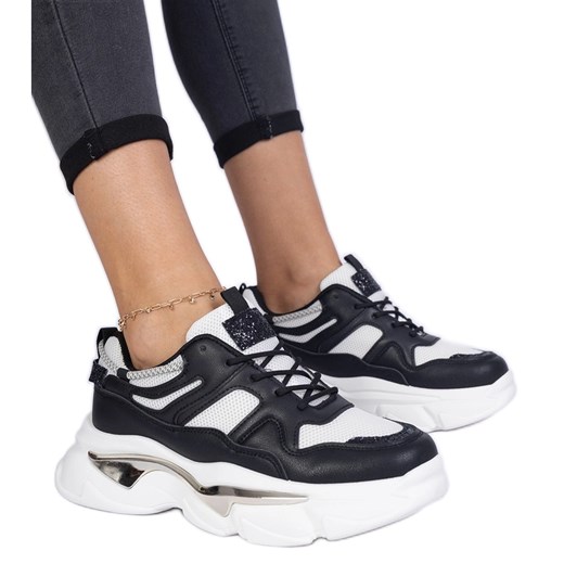 Czarne sneakersy damskie sportowe buty ze sklepu ButyModne.pl w kategorii Buty sportowe damskie - zdjęcie 178735678