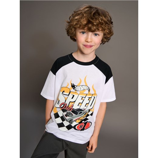 Sinsay - Koszulka Hot Wheels - biały ze sklepu Sinsay w kategorii T-shirty chłopięce - zdjęcie 178746496