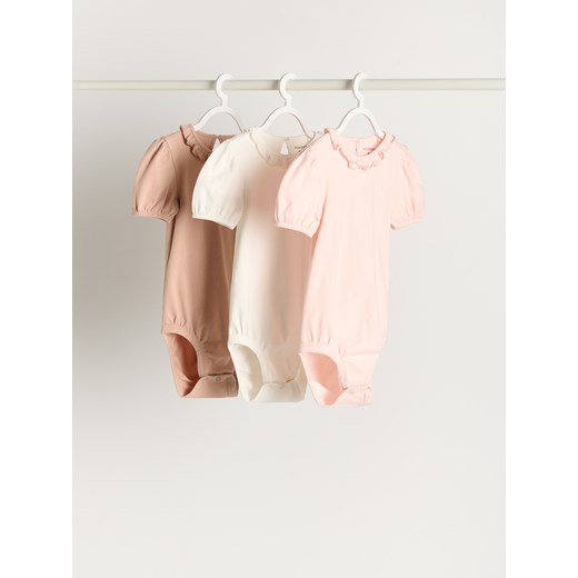 Reserved - Body z falbanką 3 pack - złamana biel ze sklepu Reserved w kategorii Body niemowlęce - zdjęcie 178747377