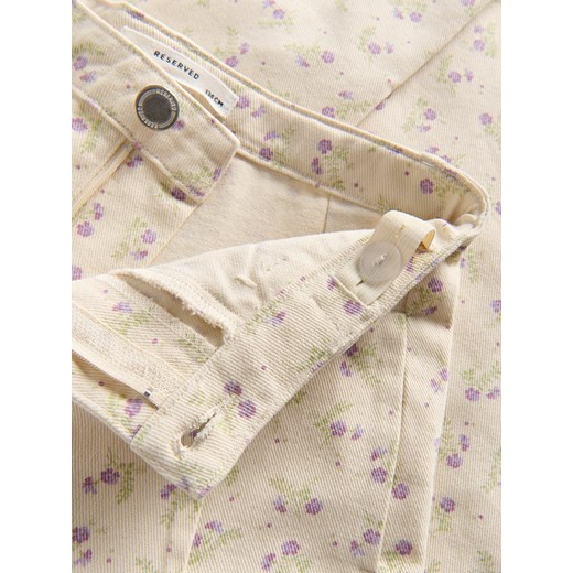 Reserved - Spodnie cargo w kwiaty - beżowy Reserved 158 (12 lat) Reserved