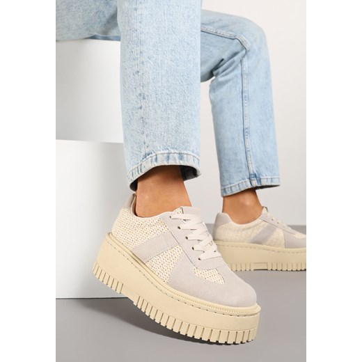 Jasnobeżowe Sneakersy na Platformie Ozdobione Paskiem Vivesse ze sklepu renee.pl w kategorii Buty sportowe damskie - zdjęcie 178759469