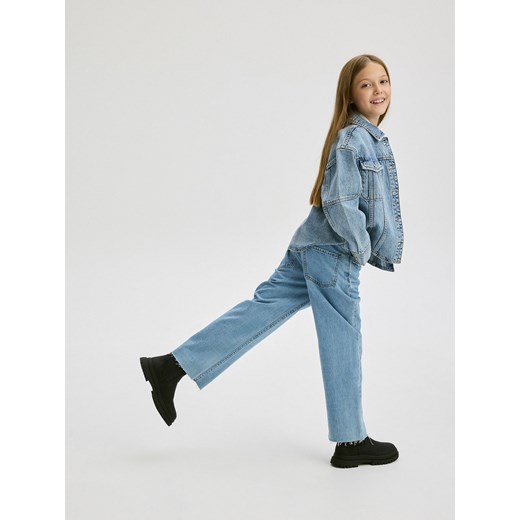 Reserved - Jeansy straight fit z ćwiekami - niebieski Reserved 158 (12 lat) okazyjna cena Reserved
