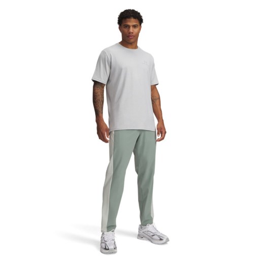 Męskie spodnie treningowe Under Armour UA Woven Utility Pants - zielone ze sklepu Sportstylestory.com w kategorii Spodnie męskie - zdjęcie 178774837