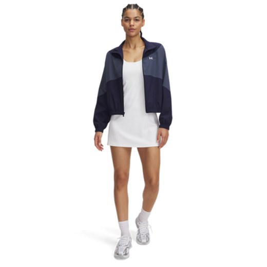 Damska sukienka treningowa Under Armour Motion Dress - biała ze sklepu Sportstylestory.com w kategorii Sukienki - zdjęcie 178774877