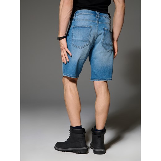 Sinsay - Szorty jeansowe slim - niebieski Sinsay 36 Sinsay