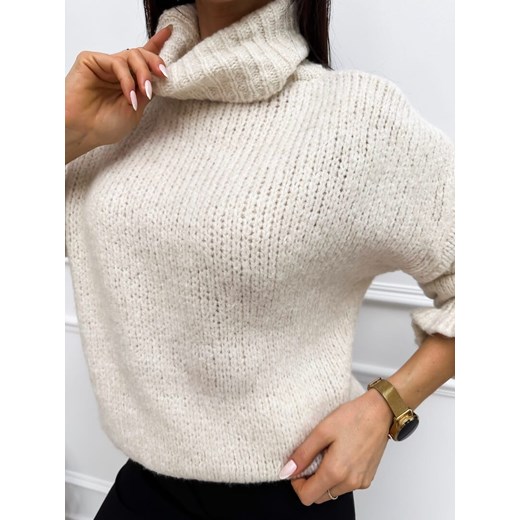 Kremowy Sweterek z Golfem i Ozdobnym Rękawem Modnakiecka.pl Uniwersalny ModnaKiecka.pl okazyjna cena