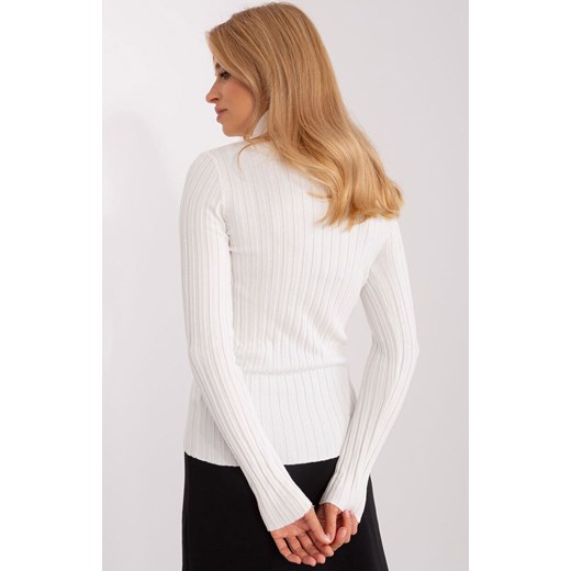 Sweter z golfem ecru PM-SW-1087.09, Kolor ecru, Rozmiar S/M, P-M ze sklepu Primodo w kategorii Swetry damskie - zdjęcie 178878929