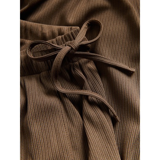 Spodnie damskie Reserved retro brązowe 