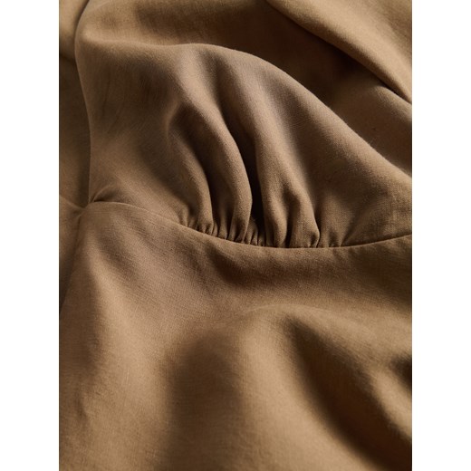 Sukienka Reserved maxi prosta z okrągłym dekoltem 