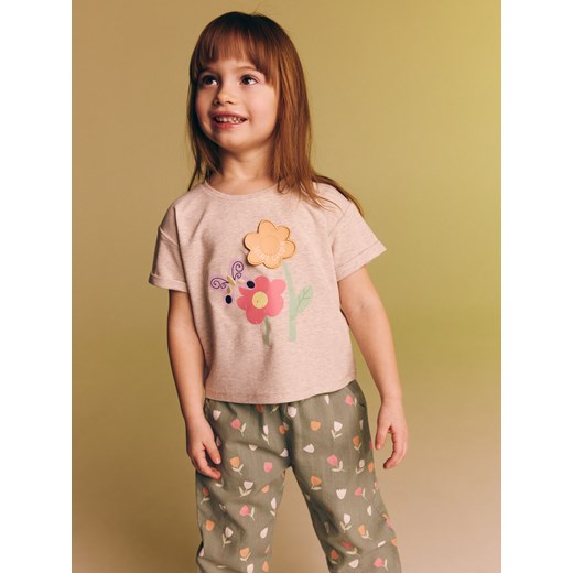 Reserved - Bawełniany t-shirt z aplikacją 3d - wielobarwny ze sklepu Reserved w kategorii Bluzki dziewczęce - zdjęcie 178888367