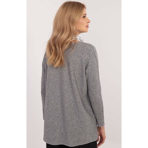 Szary sweter z błyszczącą nitką DHJ-BZ-19226.91, Kolor szary, Rozmiar uniwersalny, ITALY MODA ze sklepu Intymna w kategorii Swetry damskie - zdjęcie 178915709