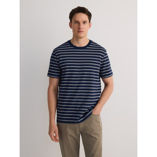 Reserved - T-shirt regular w paski - granatowy ze sklepu Reserved w kategorii T-shirty męskie - zdjęcie 178928877