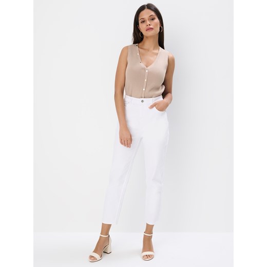 Mohito - Jeansy mom slim PETITE - biały ze sklepu Mohito w kategorii Jeansy damskie - zdjęcie 178951297
