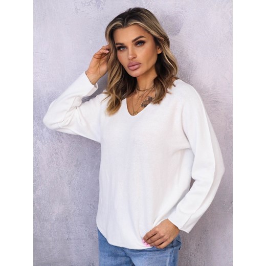 SWETER OVERSIZE Z DEKOLTEM W SEREK- BIAŁY ze sklepu olika.com.pl w kategorii Swetry damskie - zdjęcie 178961415