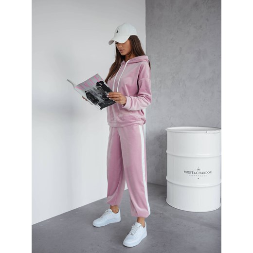 KOMPLET WELUROWY BLUZA+ SPODNIE Z KONTRASTOWYMI LAMPASAMI- PUDROWY ze sklepu olika.com.pl w kategorii Dresy damskie - zdjęcie 178968117