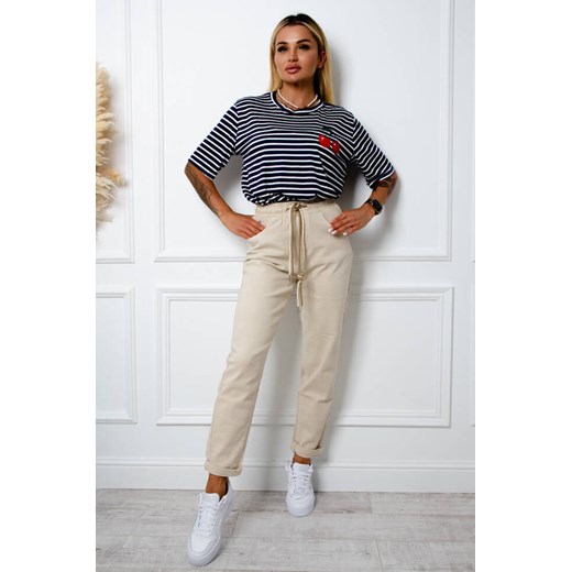 SPODNIE JEANSOWE MOM FIT Z GUMĄ I SZNURKAMI W PASIE- BEŻOWE ze sklepu olika.com.pl w kategorii Jeansy damskie - zdjęcie 178968735