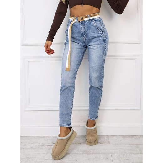 SPODNIE JEANSOWE MOM FIT  Z PRZECZYCIEM I PRZETARCIAMI+ PASEK ze sklepu olika.com.pl w kategorii Jeansy damskie - zdjęcie 178969329