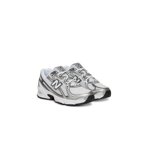 Buty sportowe dziecięce New Balance na wiosnę