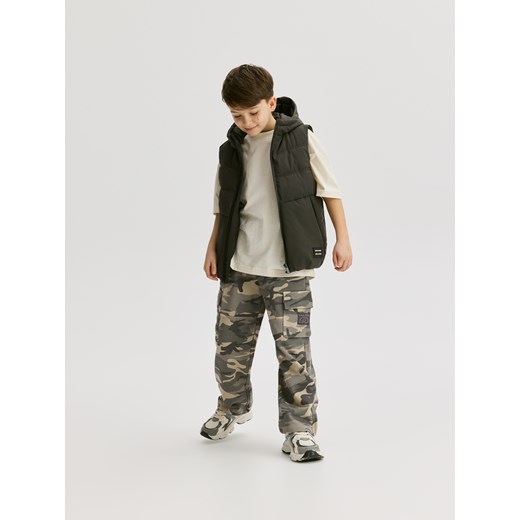 Reserved - Dresowe spodnie cargo - jasny zielony Reserved 128 (7-8 lat) Reserved