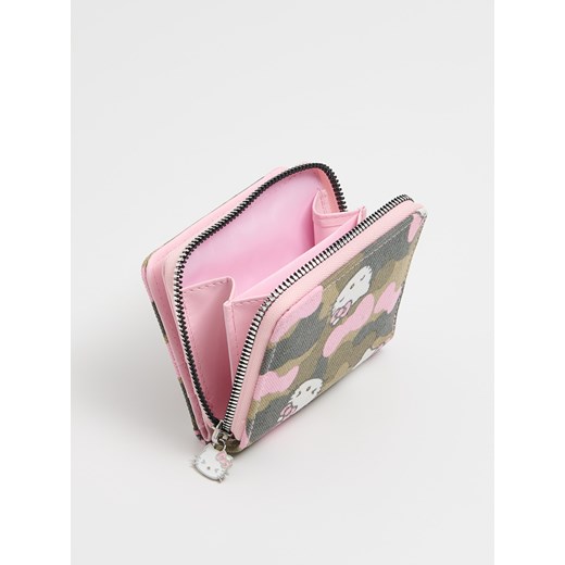 Cropp - Materiałowy portfel moro Hello Kitty - wielobarwny Cropp Uniwersalny Cropp