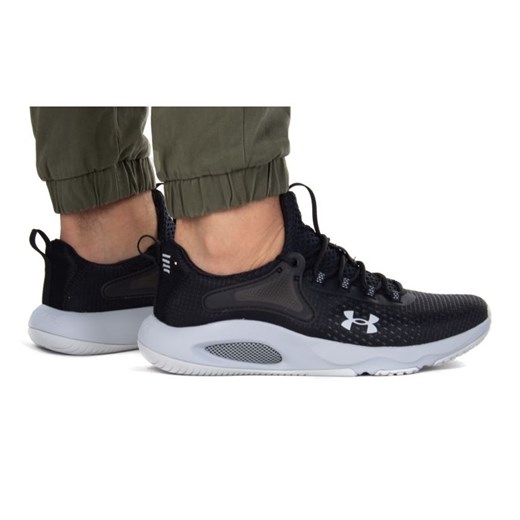 Buty Under Armour Hovr Rise 4 3025565-001 czarne ze sklepu ButyModne.pl w kategorii Buty sportowe męskie - zdjęcie 179005298